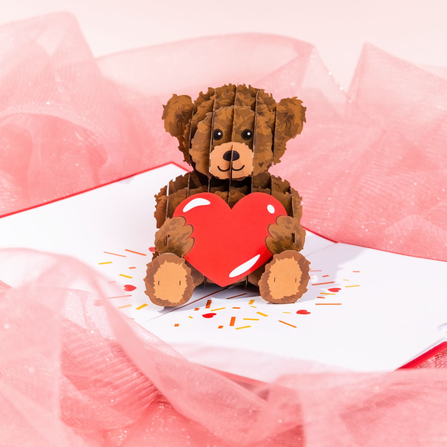 Carte pop-up ours en peluche avec coeur